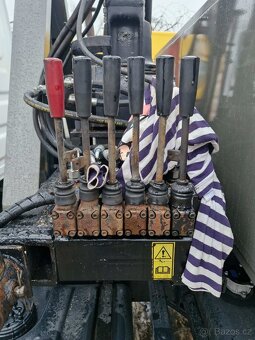 Kontejner s hydraulickou rukou HIAB 0 - 2