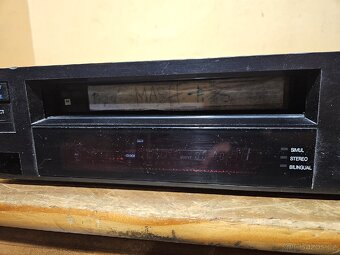 JVC HR-D566E HiFi videorekordér - 2