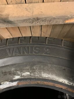 Pneu 205/65 R 16 C - 2