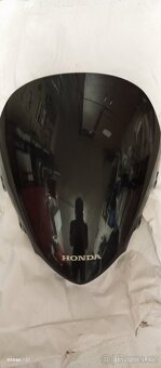 Štít na Honda pcx - 2