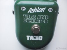 Kytarový efekt Ashton - 2