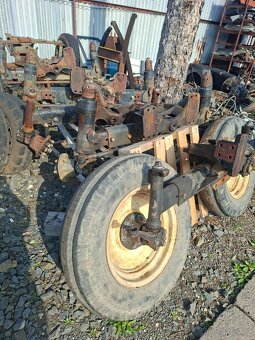 Předni naprava zetor uřI - 2