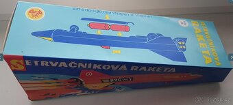 Raketa Ites stará hračka z ČSSR - 2