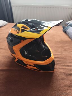 Prodám helmu přilbu motocross,enduro motokros - 2