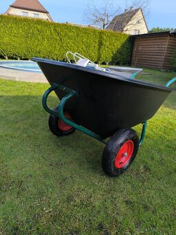 Zahradní kolečko 180 l - 2
