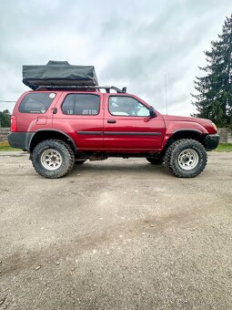 Nissan Xterra 4x4 - 2