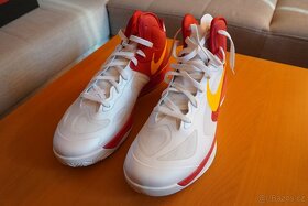 Nové basketbalové boty Nike Zoom Hyperfuse 2012 vel. 12,5/47 - 2
