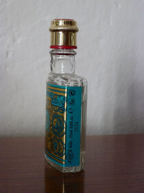 Lahvičky od parfému - 2