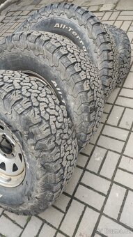 BFGoodrich A/T KO2 285/75 R16 s disky 6x139.7 - 2