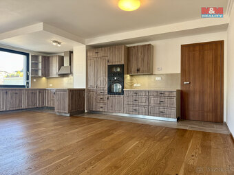 Pronájem bytu 4+kk, 112 m², Praha, ul. Pod dvorem - 2