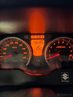 Suzuki Burgman 400 - 2