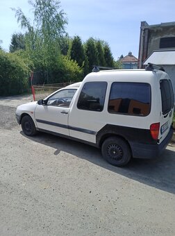 Seat Inca - 2