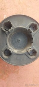Prodám poklice (pokličky) na VW - 2