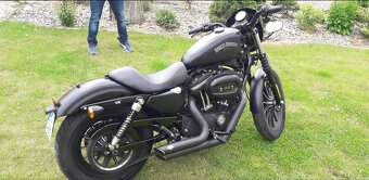 Harley Davidson Iron Sportster 883 - 2