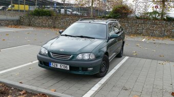 Toyota Avensis Kombi 1, 6 benzín - 2