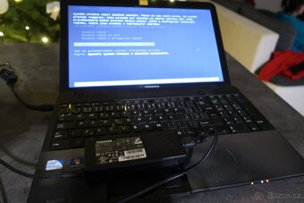 Nabíječku k notebooku - 2