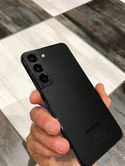 Samsung Galaxy s22 5G - 2