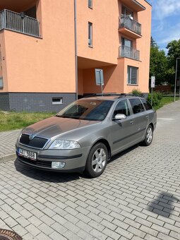 🚗 Škoda Octavia II (1Z5) 2.0 TDI (BMM) DSG – Elegance - 2