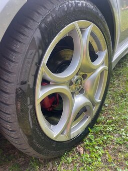 Prodám alu kola Alfa Romeo R18 235/45 5x110 - 2