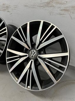 VW Golf 7 alu kola R16 - 2