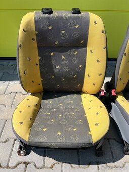 ŠKODA FELICIA: přední sedačky a přední tapecíry - 2