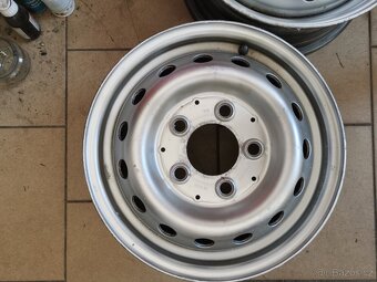 2 kusy disky Mercedes Sprinter 6Jx15 ET75 - 2
