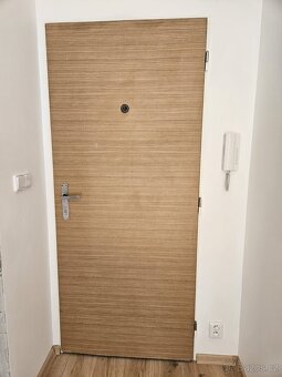 Vchodové panelákové dveře 80 Cm + kování a kukátko - 2