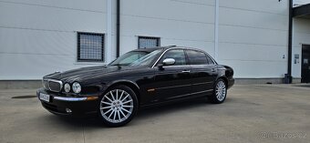 2005 Jaguar XJ8 L 4.2 V8 - 2