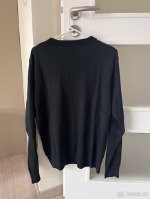 Černý svetr Tommy Hilfiger - 2