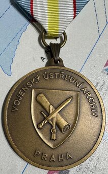 Pamětní medaile Vojenský ústřední archiv Praha - 2