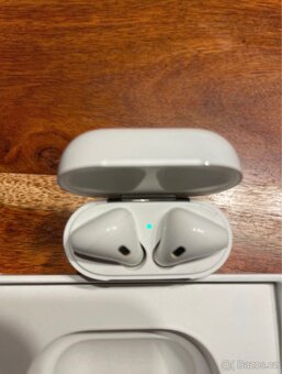 Apple AirPods 2019 - 2