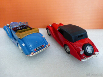 modely aut 1:43 7. - 2