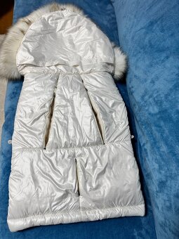 Prodám rostoucí fusak do kočárku s odnímatelnou kožešinou - 2