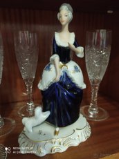 DAMA ROKOKO, PORCELÁNOVÁ FIGURKA, ROYAL DUX - 2