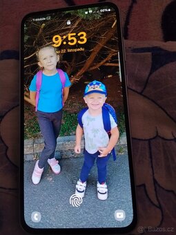 Prodavam Samsung Galaxy a55 5g pěkný stavu - 2