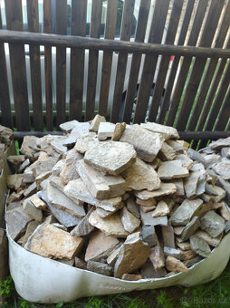 stavební kámen - 2