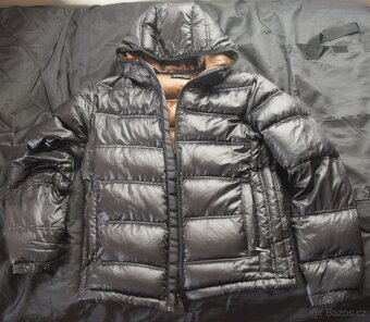 Bunda péřová ZARA velikost S, lehká, teplá, super stav - 2