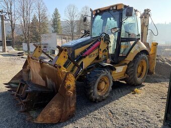 Predam Caterpillar  432E - 2