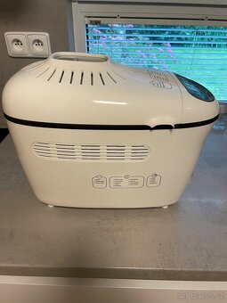 Domácí pekárna Tefal - 2