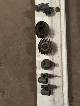 Díly Jawa pařez a pionýr - 2