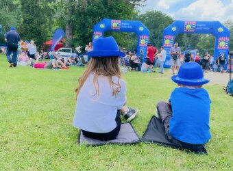 Podsedák Moondiel - všude s vámi - 2