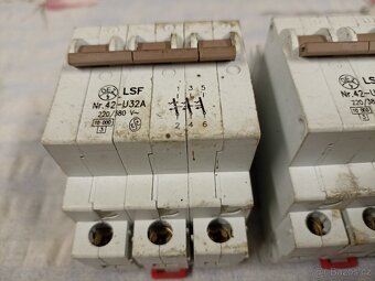 Jistič třífázový OEZ - 2