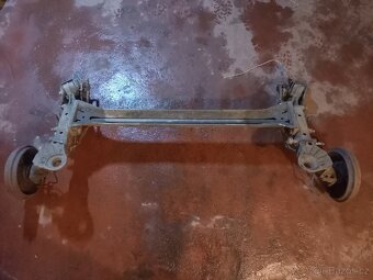 Citroen C3 - zadní nápravnice - 2