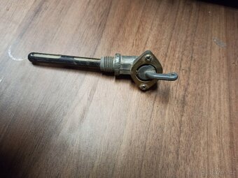 Palivový kohoutek - 2