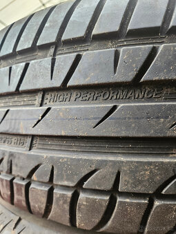 225/55R16 95V Taurus High Performance - 2