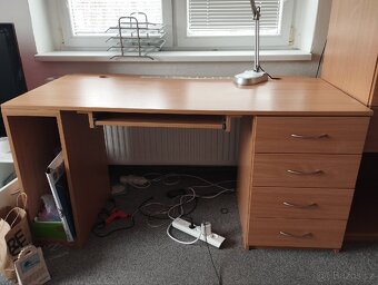 Psací stůl - velký - 2