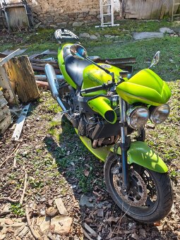 Triumph Speed Four 600 - 2