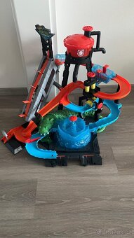 Hot Wheels - dráhy - 2
