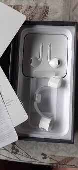 Prodám mob. tel Apple - 2