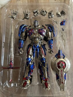 ThreeZero Optimus Prime 1/6 - 2
